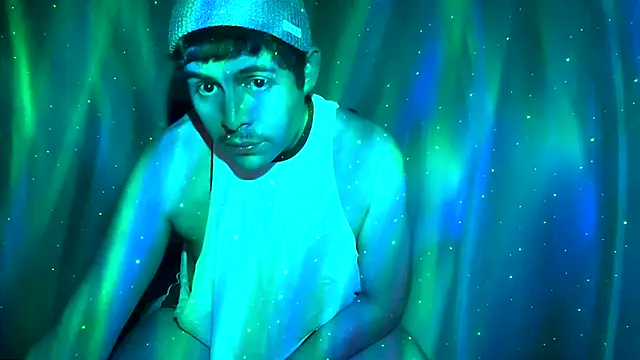 CloudyBoy Toy online show from January 4, 2025, 6:19 pm