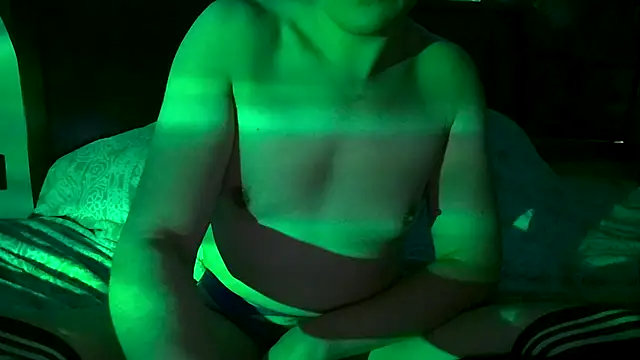 CloudyBoy Toy online show from March 6, 2025, 10:15 pm