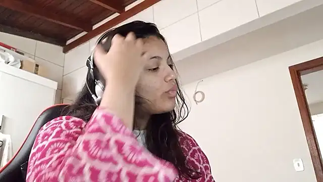 Snapshot of bombomepimenta chatting on November 8, 2025, 11:10 am bombomepimenta online show from November 8, 2025, 11:10 am