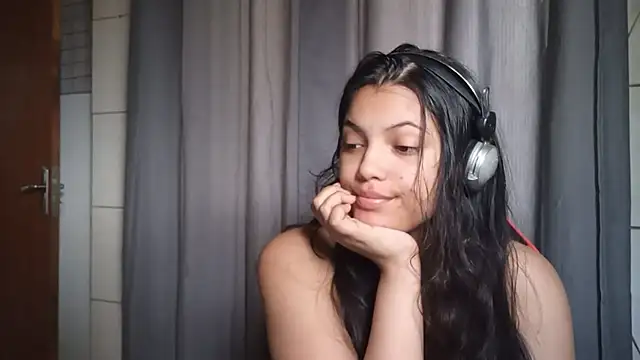 Snapshot of bombomepimenta chatting on November 16, 2025, 10:54 am bombomepimenta online show from November 16, 2025, 10:54 am