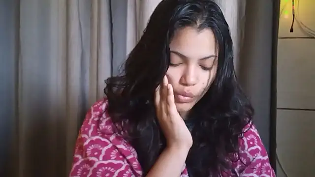 Snapshot of bombomepimenta chatting on November 21, 2025, 9:19 am bombomepimenta online show from November 21, 2025, 9:19 am