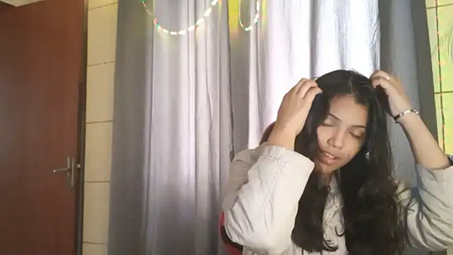 Snapshot of bombomepimenta chatting on December 1, 2025, 11:15 am bombomepimenta online show from December 1, 2025, 11:15 am