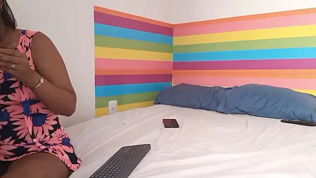 Snapshot of bombomepimenta chatting on April 3, 2026, 5:11 pm bombomepimenta online show from April 3, 2026, 5:11 pm