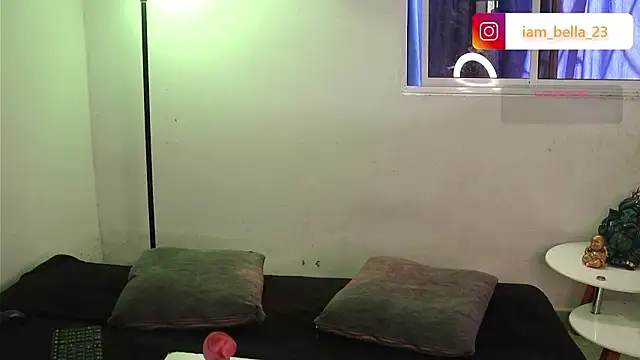 yourtoybella online show from February 17, 2026, 6:47 pm