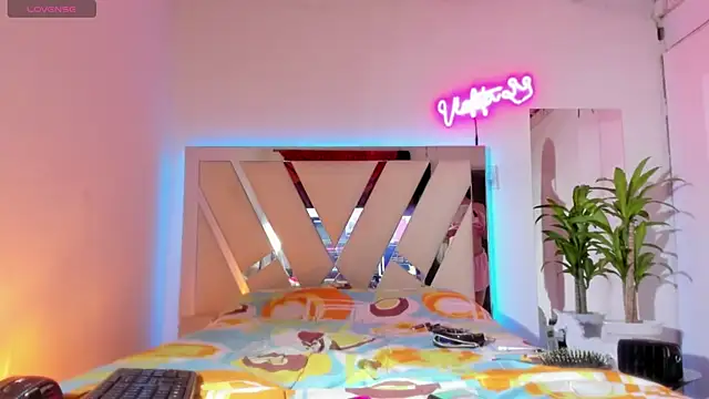 violeta prince online show from December 18, 2024, 8:20 am