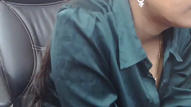 wildbabes online show from January 24, 2025, 11:48 am