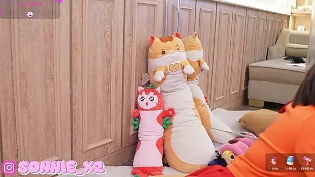 Snapshot of Sonnie_ chatting on December 27, 2024, 2:43 pm Sonnie online show from December 27, 2024, 2:43 pm