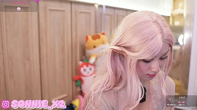 Snapshot of Sonnie_ chatting on January 7, 2025, 2:41 pm Sonnie online show from January 7, 2025, 2:41 pm