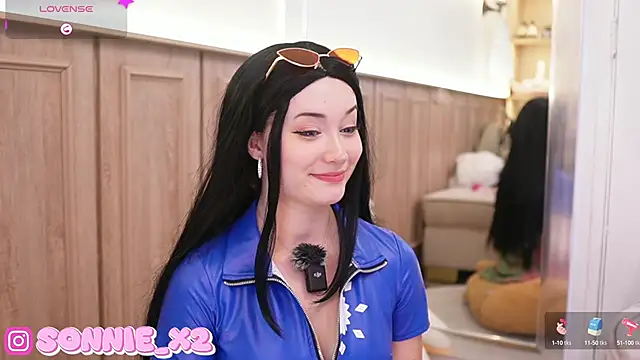 Snapshot of Sonnie_ chatting on January 14, 2025, 2:53 pm Sonnie online show from January 14, 2025, 2:53 pm