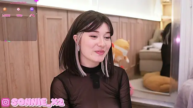 Snapshot of Sonnie_ chatting on January 18, 2025, 2:44 pm Sonnie online show from January 18, 2025, 2:44 pm