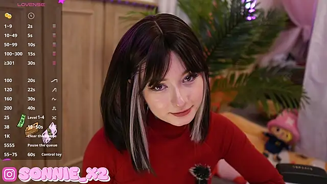 Snapshot of Sonnie_ chatting on February 26, 2025, 11:41 am Sonnie online show from February 26, 2025, 11:41 am