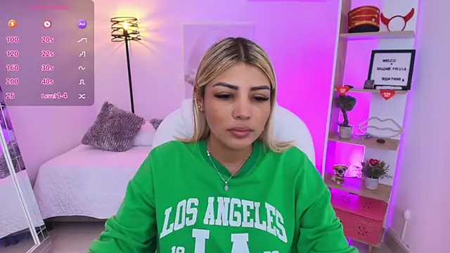 SALOOMEE   online show from January 20, 2025, 11:56 am