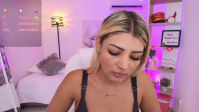 SALOOMEE   online show from January 22, 2025, 11:56 am