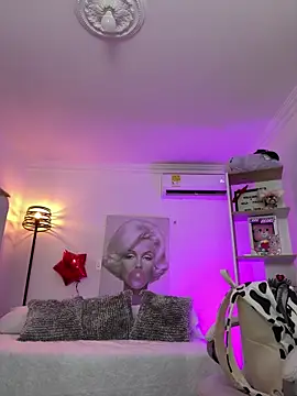 SALOOMEE   online show from March 22, 2025, 11:00 am