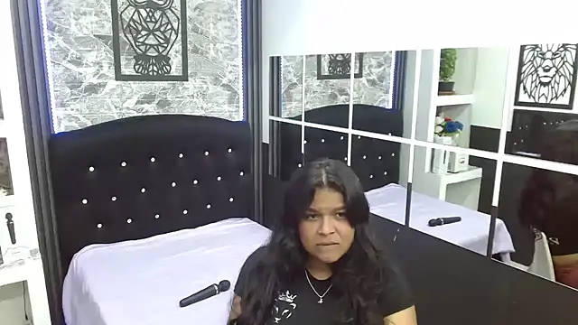 Snapshot of sia_cavad chatting on January 21, 2025, 6:23 pm sia cavad online show from January 21, 2025, 6:23 pm