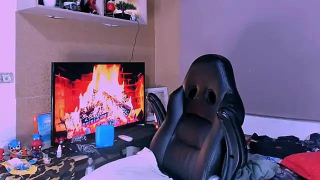 Snapshot of naugthy_dominant chatting on December 9, 2024, 4:12 am naugthy dominant online show from December 9, 2024, 4:12 am