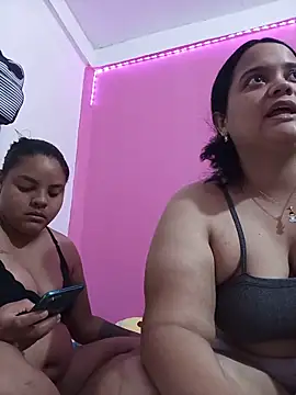 Snapshot of brunnette_hot chatting on June 1, 2026, 10:50 am brunnette hot online show from June 1, 2026, 10:50 am