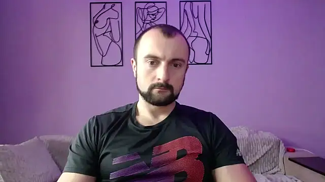 brindlefly6969 online show from December 16, 2024, 11:33 am