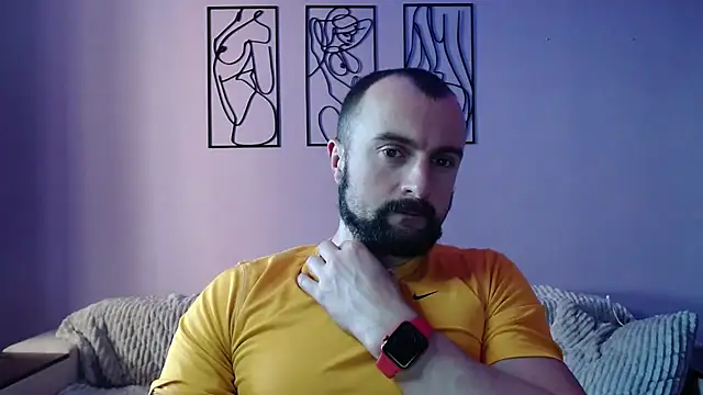 brindlefly6969 online show from January 2, 2025, 11:52 am