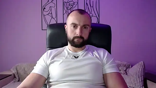 brindlefly6969 online show from January 28, 2025, 11:49 am