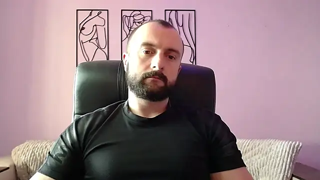 brindlefly6969 online show from March 10, 2025, 11:32 am