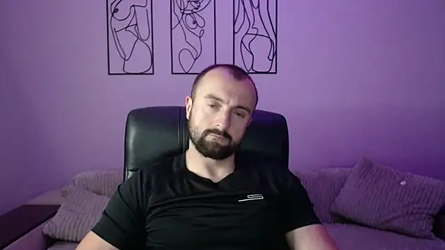 brindlefly6969 online show from September 9, 2025, 11:43 am