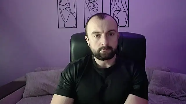 brindlefly6969 online show from February 18, 2026, 11:17 am