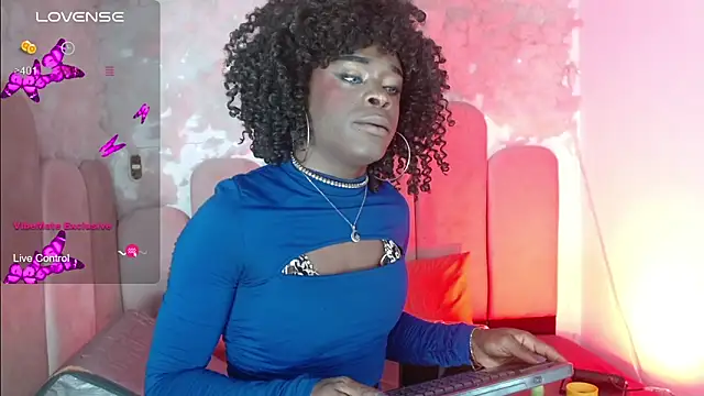 Snapshot of puca_ebony chatting on May 26, 2026, 1:07 pm puca ebony online show from May 26, 2026, 1:07 pm