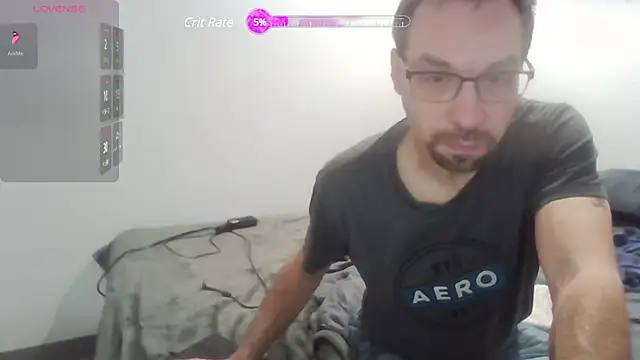 Snapshot of Iliketocooksquirt25 chatting on January 20, 2025, 2:43 am Iliketocooksquirt25 online show from January 20, 2025, 2:43 am