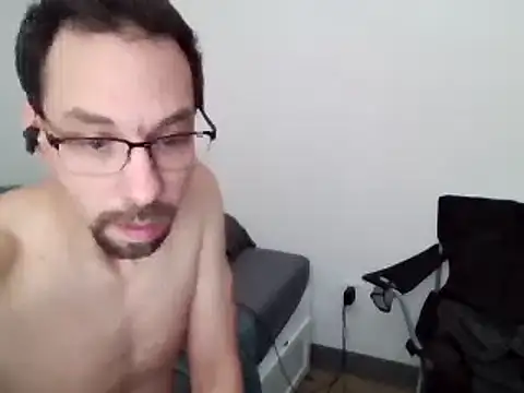 Snapshot of Iliketocooksquirt25 chatting on January 31, 2025, 7:08 pm Iliketocooksquirt25 online show from January 31, 2025, 7:08 pm