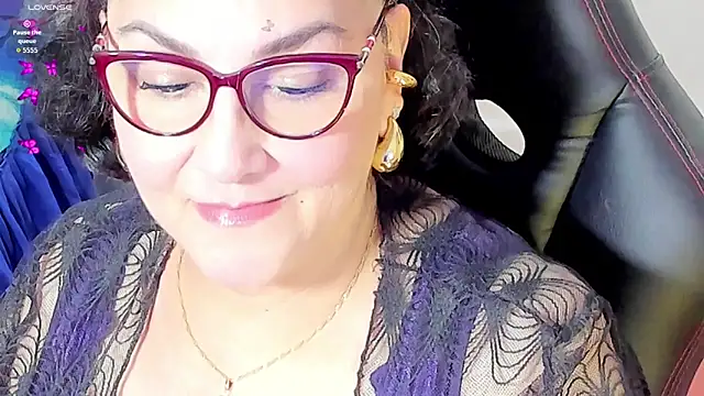 cataleya mom online show from October 4, 2025, 1:03 am