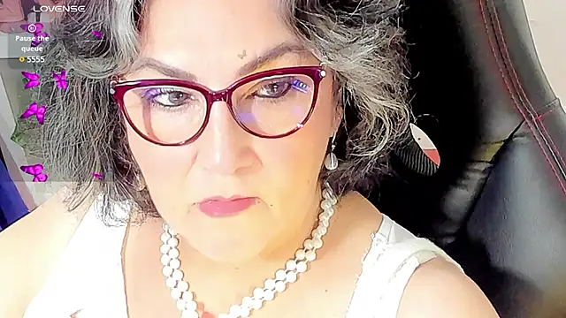 cataleya mom online show from October 24, 2025, 11:56 pm