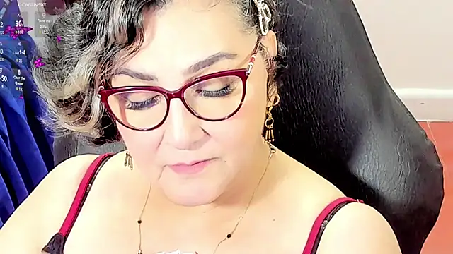 Snapshot of cataleya_mom chatting on February 6, 2026, 2:27 am cataleya mom online show from February 6, 2026, 2:27 am