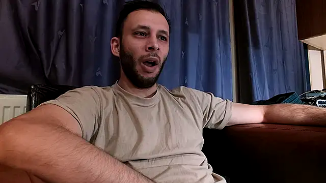 henryaxe online show from December 5, 2024, 7:06 pm