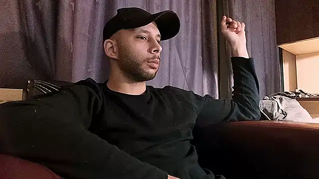 henryaxe online show from December 23, 2024, 1:56 pm