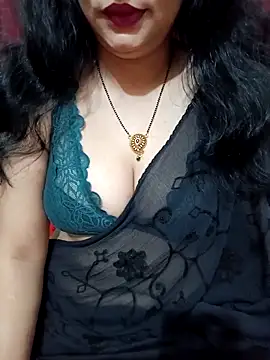 Priya Boudi online show from February 25, 2025, 4:42 pm