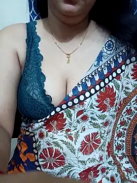 Priya Boudi online show from October 7, 2025, 6:27 pm