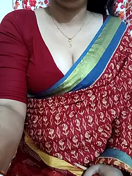 Snapshot of Priya_Boudi chatting on January 18, 2026, 5:50 pm Priya Boudi online show from January 18, 2026, 5:50 pm