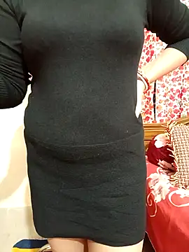 Snapshot of Priya_Boudi chatting on February 7, 2026, 6:22 pm Priya Boudi online show from February 7, 2026, 6:22 pm