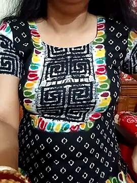 Snapshot of Priya_Boudi chatting on February 28, 2026, 6:20 pm Priya Boudi online show from February 28, 2026, 6:20 pm