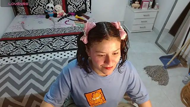 soniafuckboobs online show from October 7, 2025, 12:35 pm