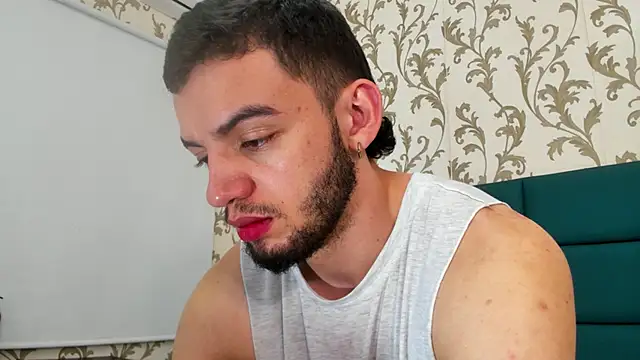 Michael magno online show from December 3, 2024, 10:18 pm