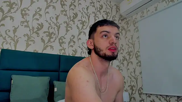 Michael magno online show from December 20, 2024, 1:43 pm