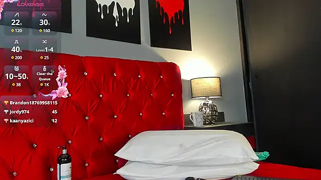 Salome Villa online show from December 11, 2024, 12:44 am