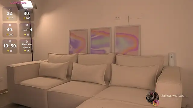 Daihanwatson  online show from January 11, 2025, 1:16 am