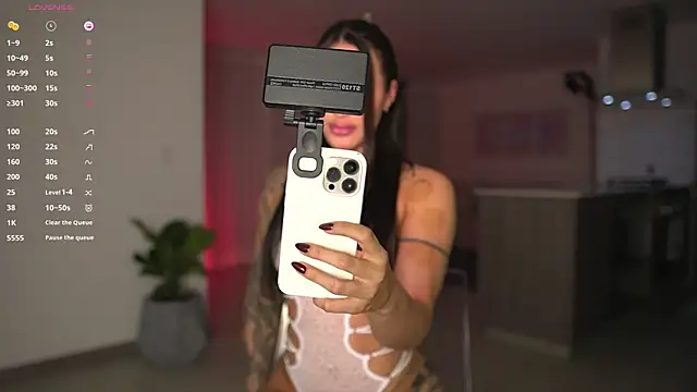 Daihanwatson  online show from September 13, 2025, 1:49 am