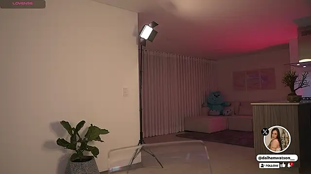 Daihanwatson  online show from February 21, 2026, 3:18 am