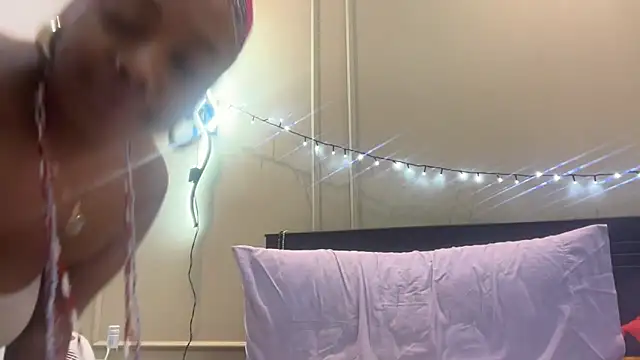ChocolateCakeQueen online show from January 11, 2025, 4:48 am