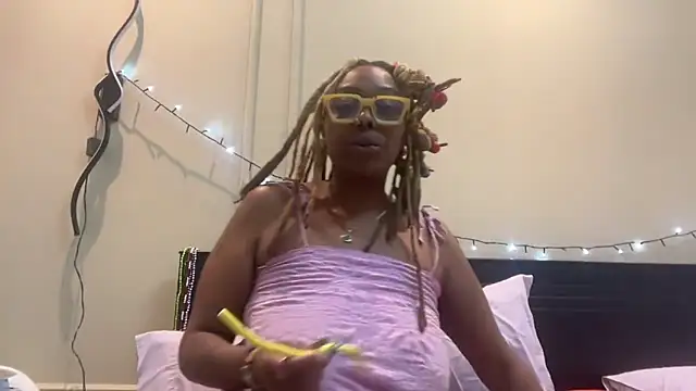 ChocolateCakeQueen online show from January 19, 2025, 5:58 am