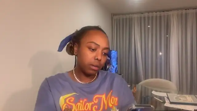 ChocolateCakeQueen online show from December 4, 2025, 12:20 am